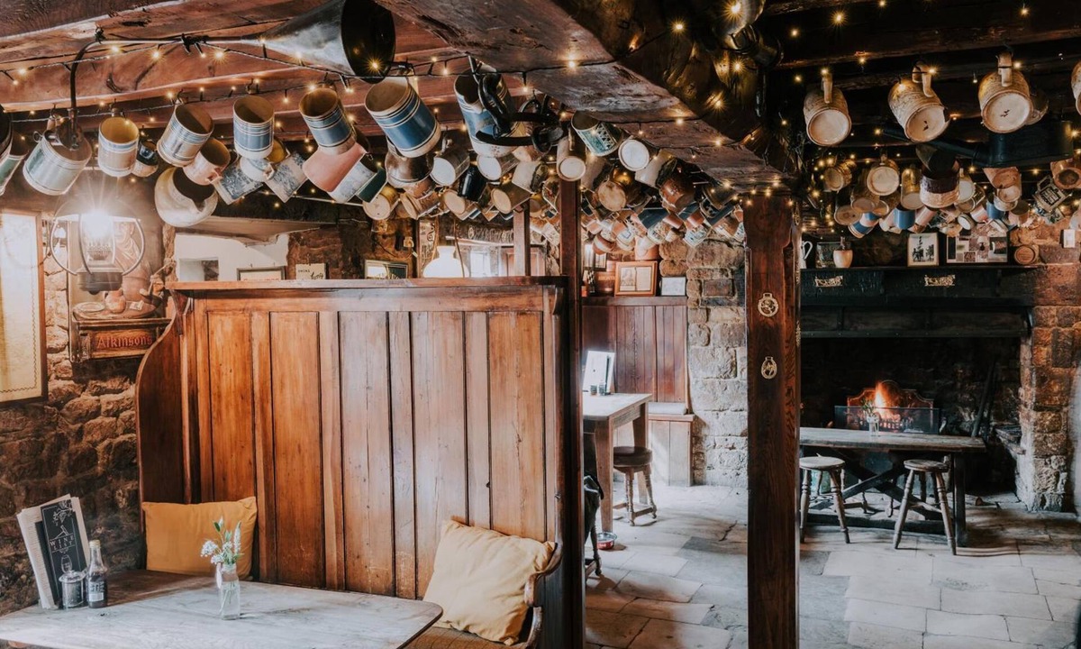 Great Tew Hotel | The Falkland Arms