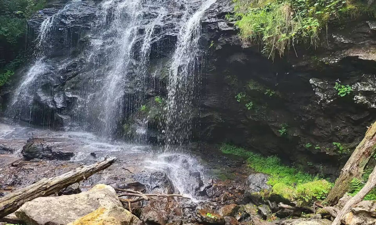 Andrews Cabin | The Falls at Andrews 4 Bedroom