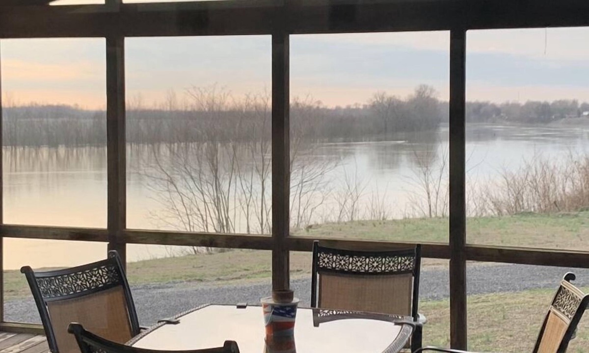 Grand Rivers House | The farm getaway!