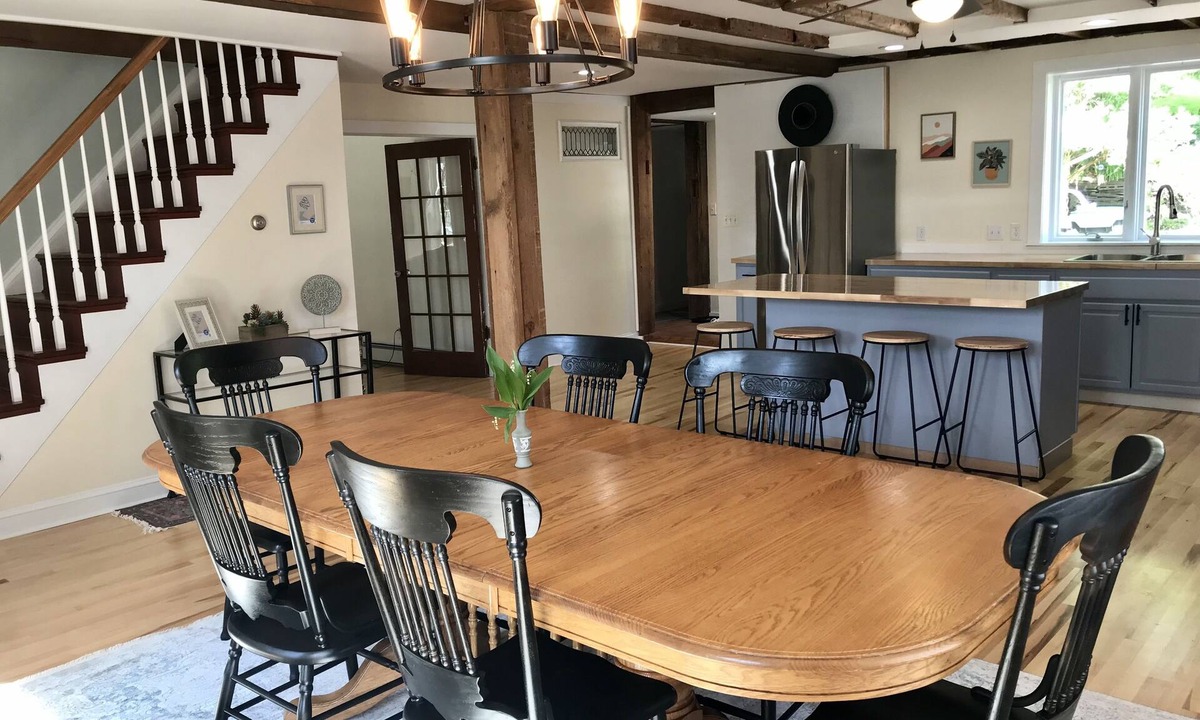 Smyrna Other | The Farmhouse - 15 minutes from Colgate