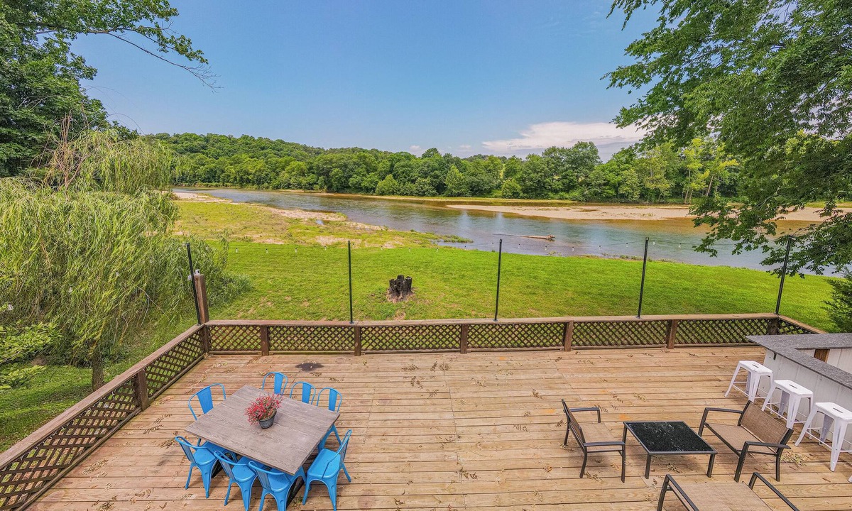 Noel House | "The Farmhouse” at Mimosa Riverside Ranch