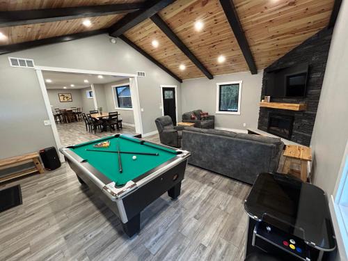 Bear Lake House | The Farmhouse at Rustic Ridge