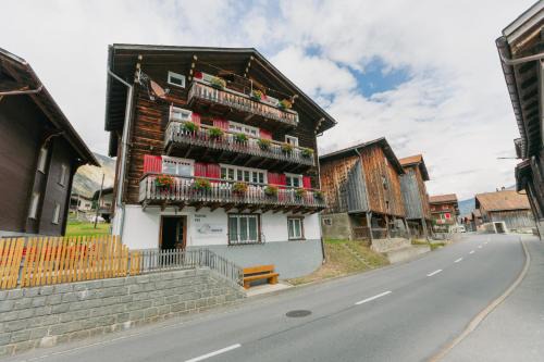 Sedrun Apartment | The Farmhouse