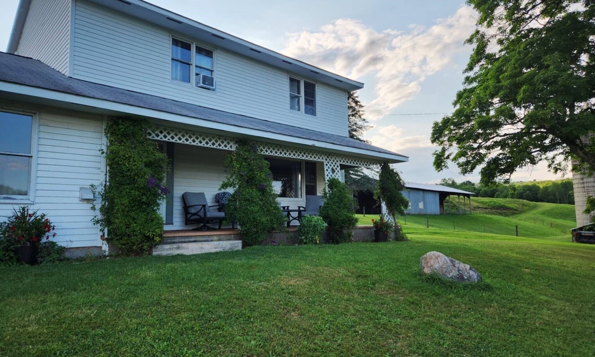 Otego House | The Farmhouse, where peace and quiet awaits