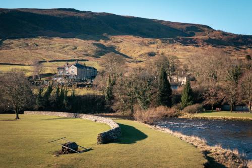 Burnsall Hotel | The Fell Hotel