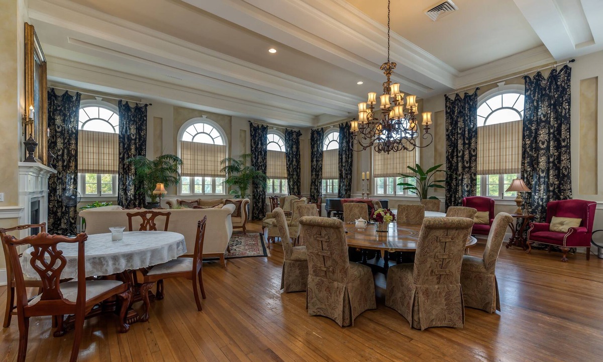 Rutherfordton Bed & Breakfast | The Firehouse Inn