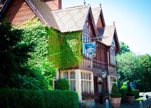 Waddesdon Hotel | The Five Arrows Hotel