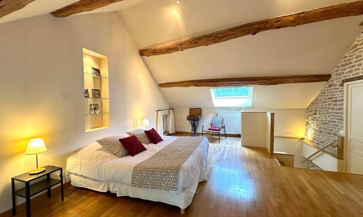 Montoillot House | The Fleurières