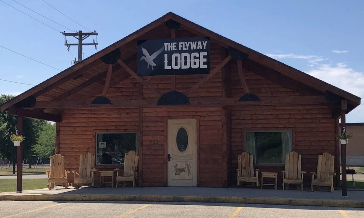 Marshland Cabin | The Flyway Lodge on the Mississippi - Fountain City, WI