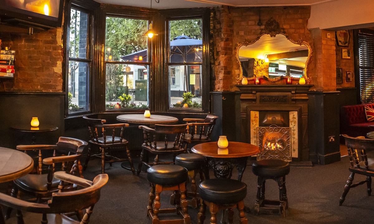 Hampton Wick Hotel | The Foresters Arms