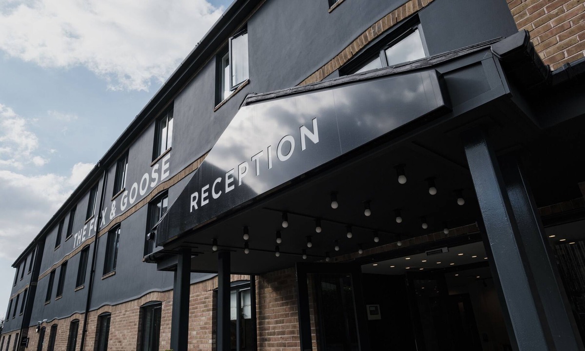 Hanger Hill Hotel | The Fox & Goose Hotel