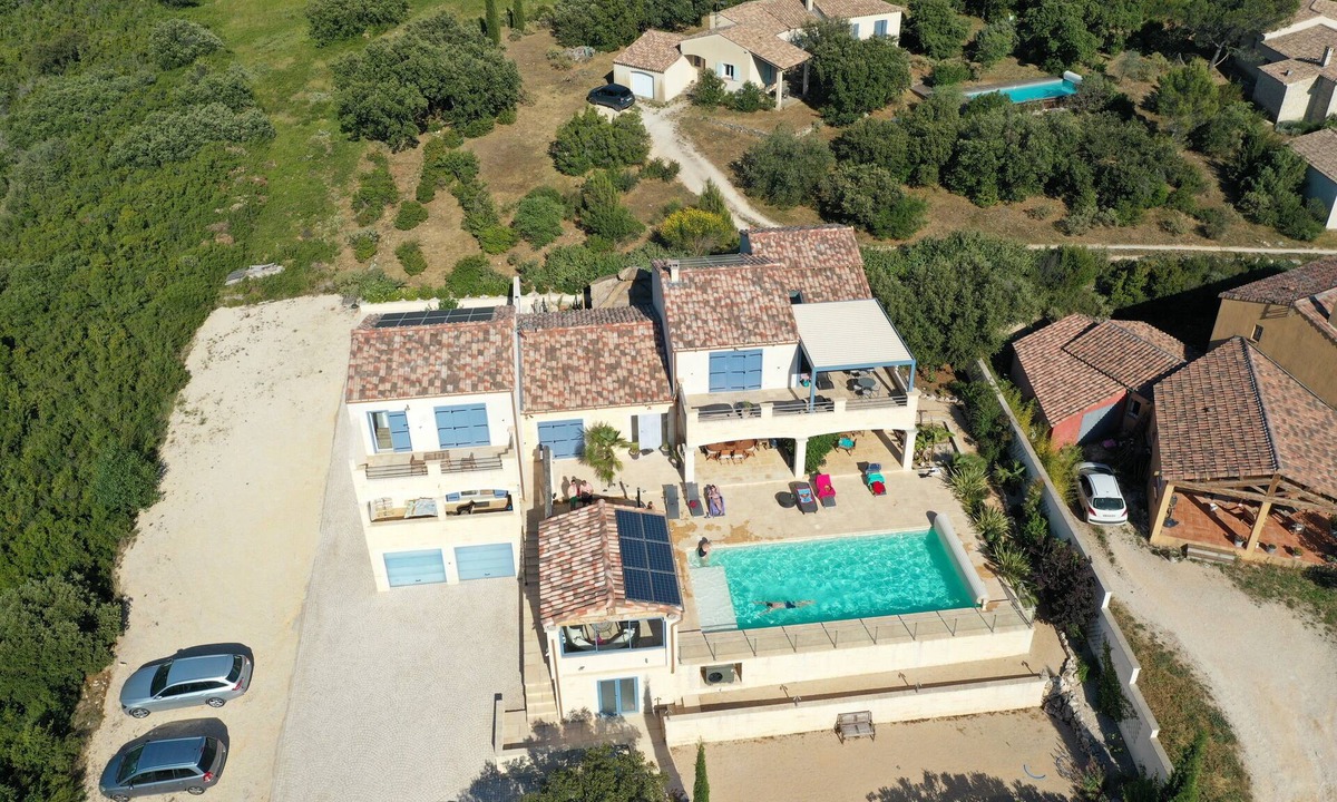 Saint-Hippolyte-de-Montaigu Cottage | The Montaigu cottage