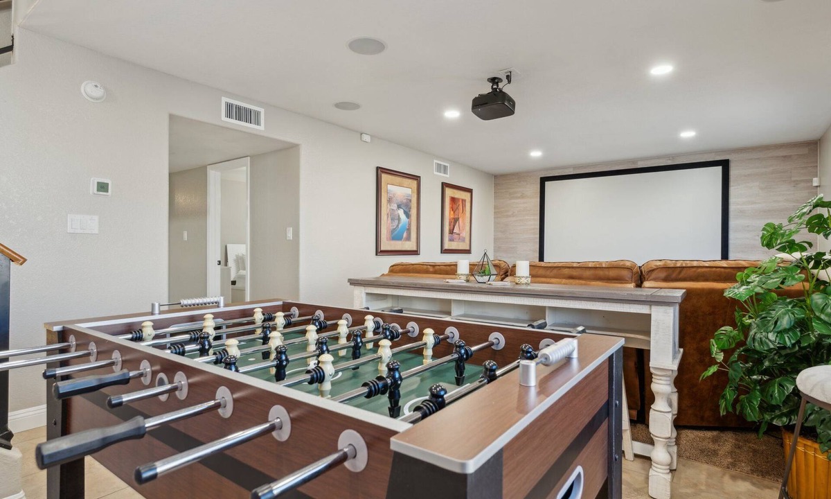 Deer Valley House | The Fritz | Pool + Theater + Games | Sleeps 14