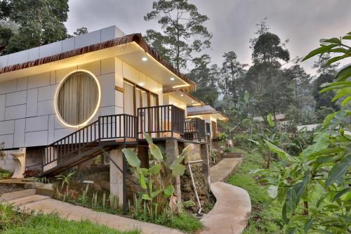 Pacet Resort | The Full Hot Spring & Resort