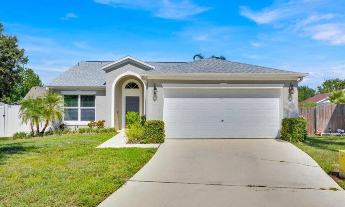 Woodridge House | The Fun House! Private Pool