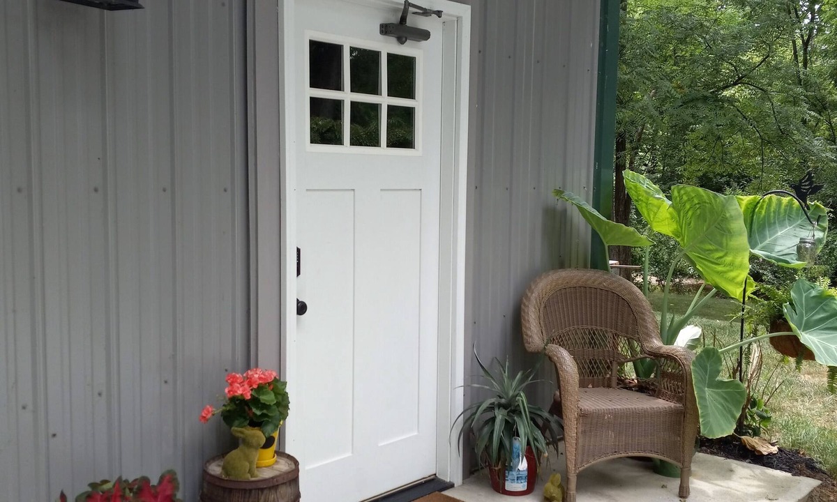 Elm House | The Garage B & B -Lititz