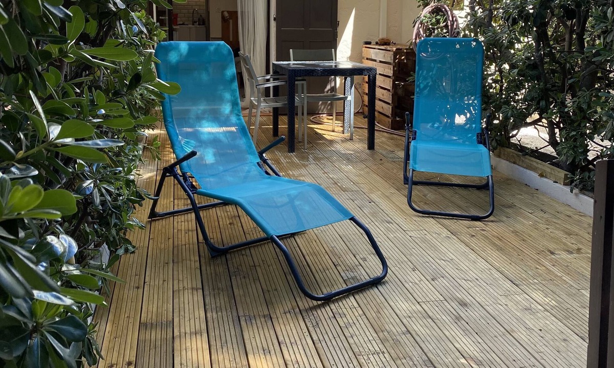 La Capte Apartment | The Garden Flat - Studio with garden view