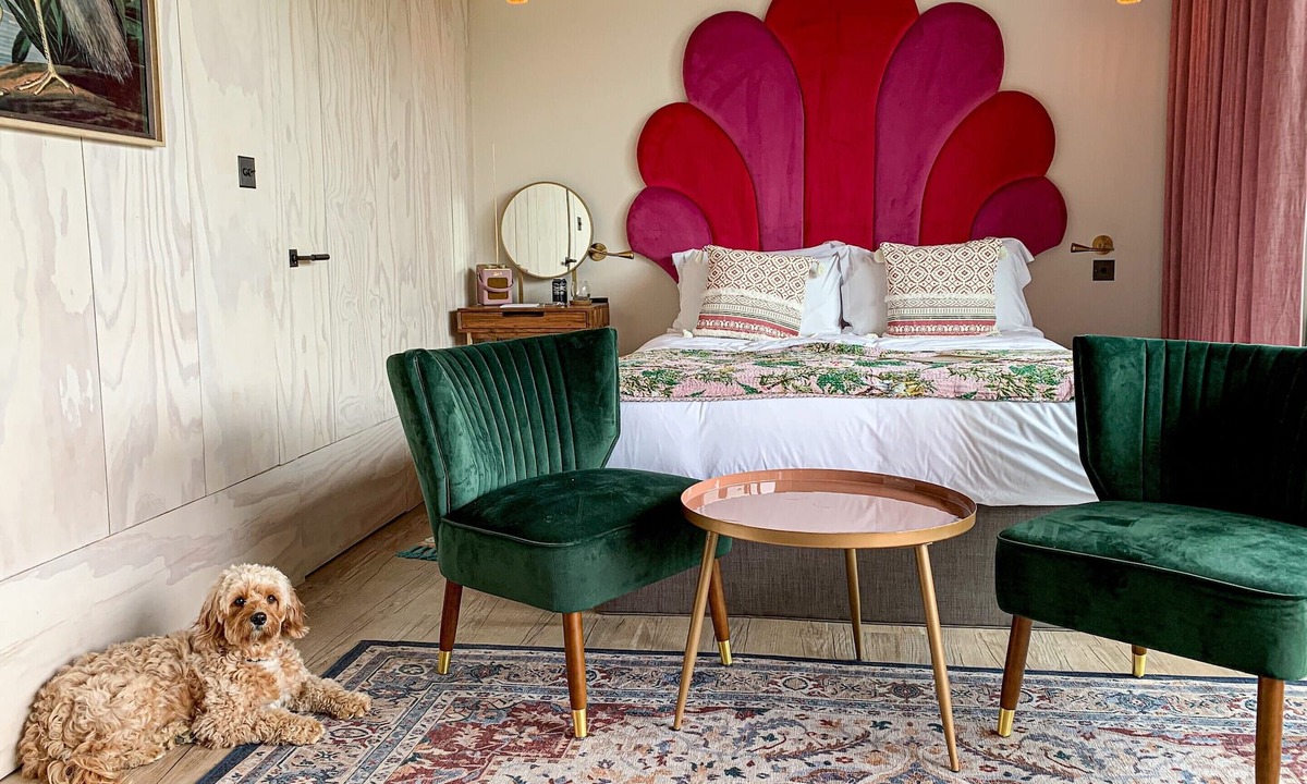 Newton by the Sea Cabin | The Garden Rooms