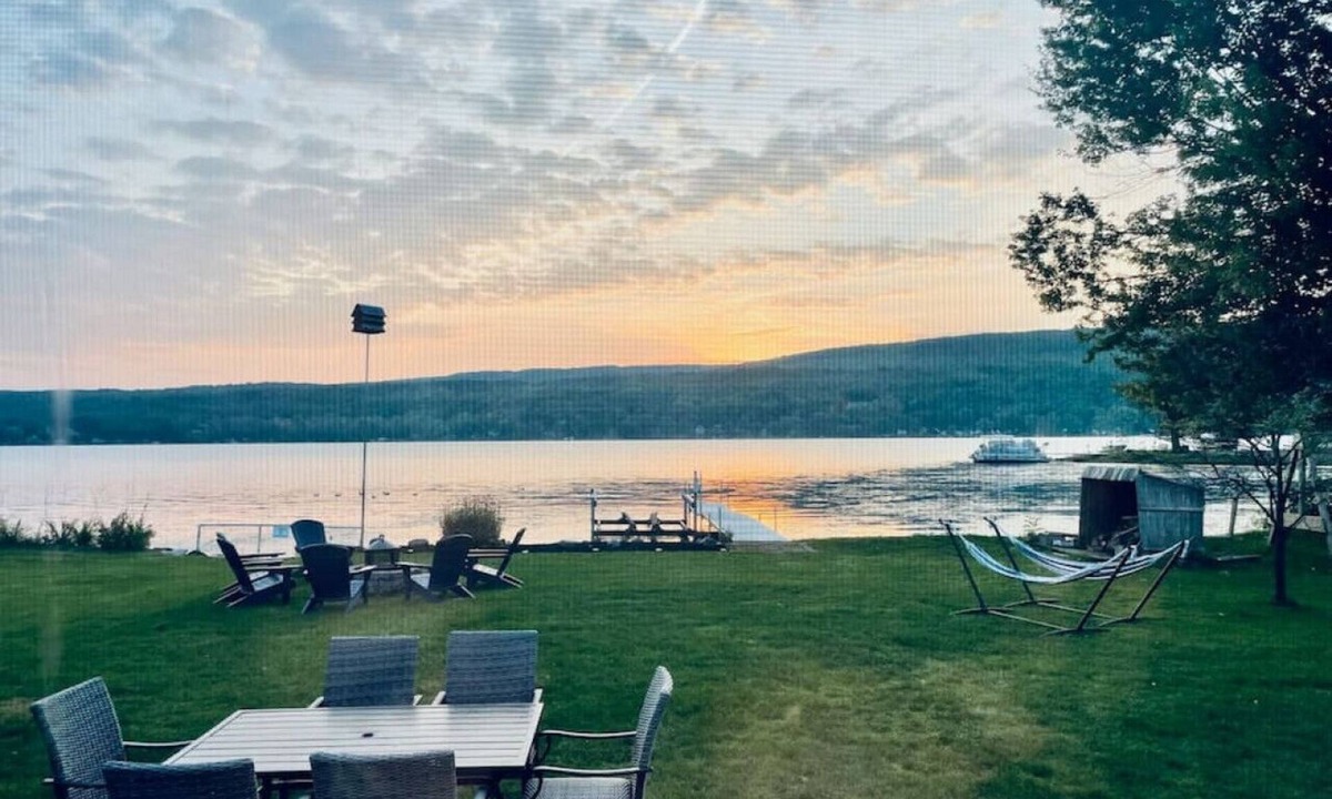 Honeoye Cottage | The Garrison on the Lake