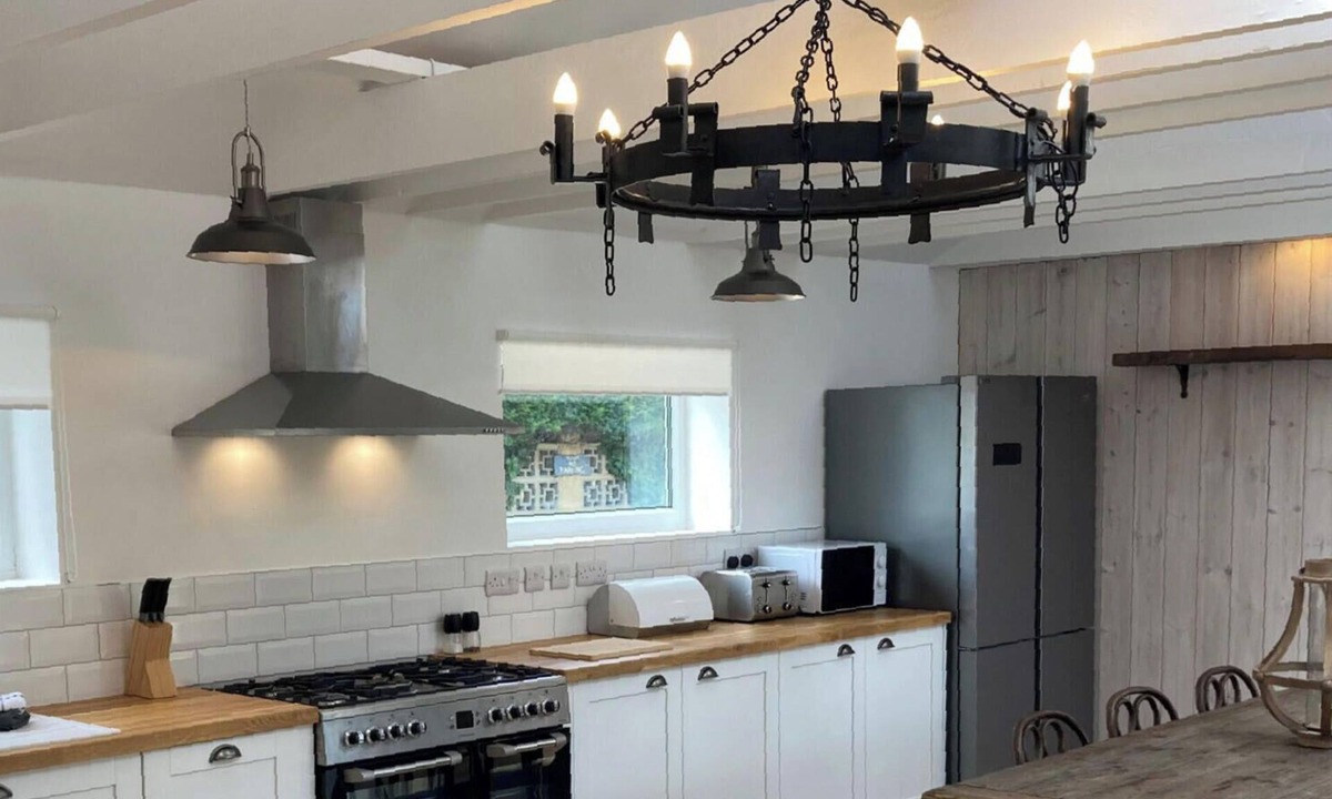 Freshwater Bay Apartment | The Gate