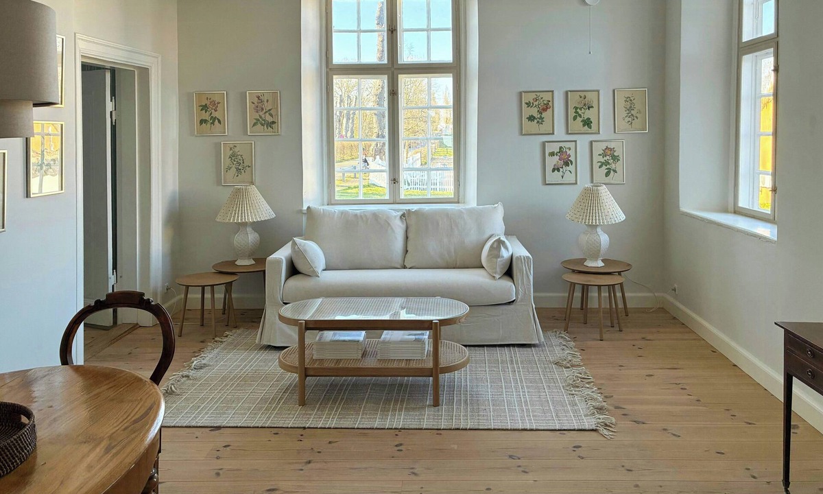 Svendborg Apartment | The gatehouse at Valdemar's Castle with views
