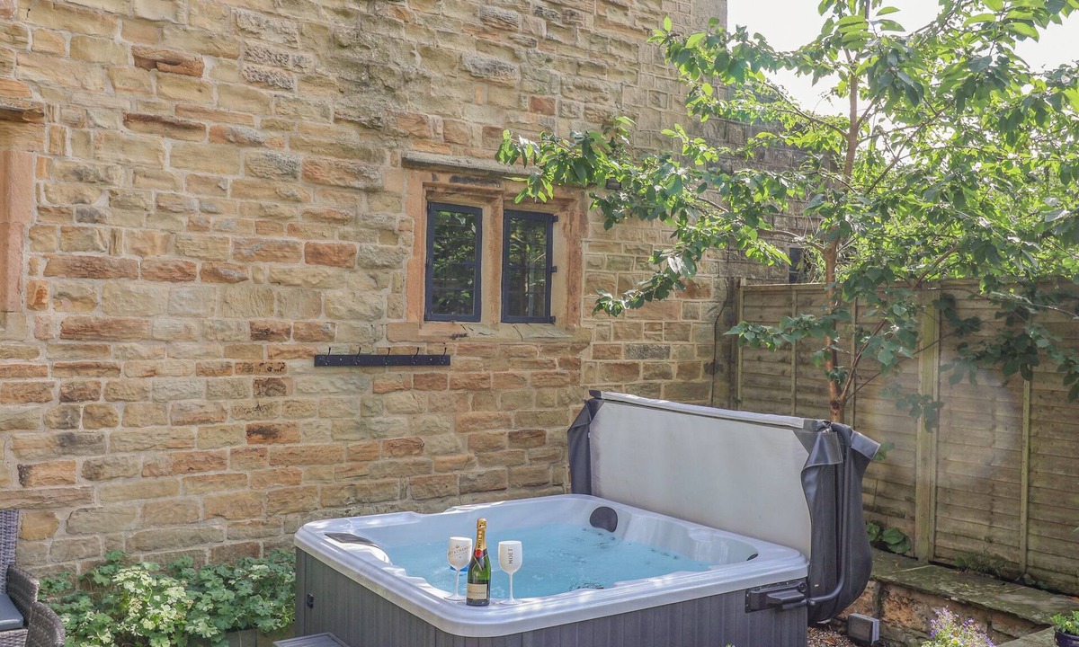 Teversal Cottage | The Gatehouse