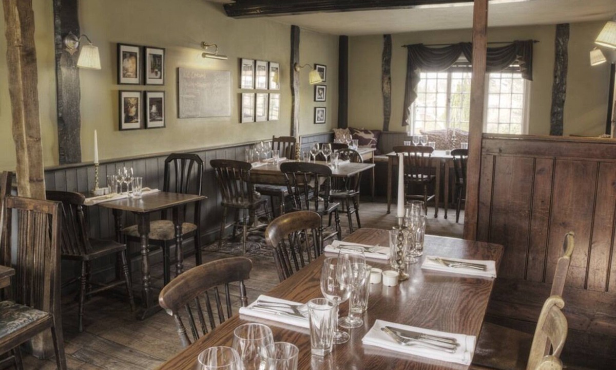Rowde House | The George & Dragon