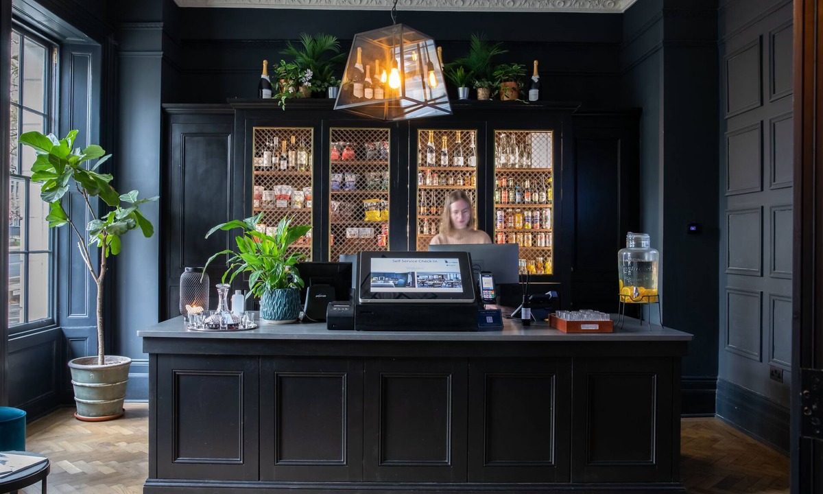 Cheltenham Hotel | The George