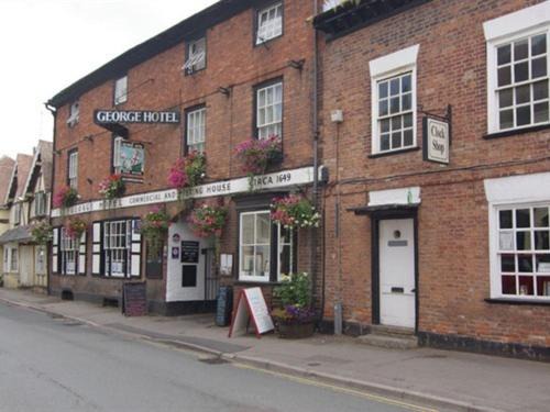 Newent Hotel | The George Hotel