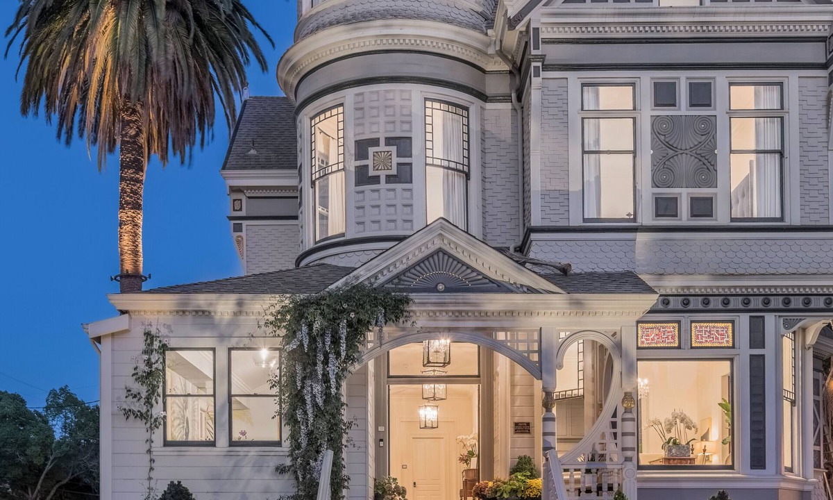 Napa Bed & Breakfast | The George Luxury Boutique Inn