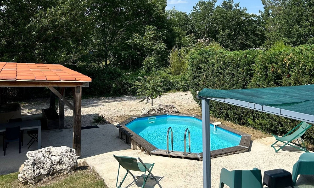 Servas Cottage | the gites les chênes n. 2, private pool and spa
