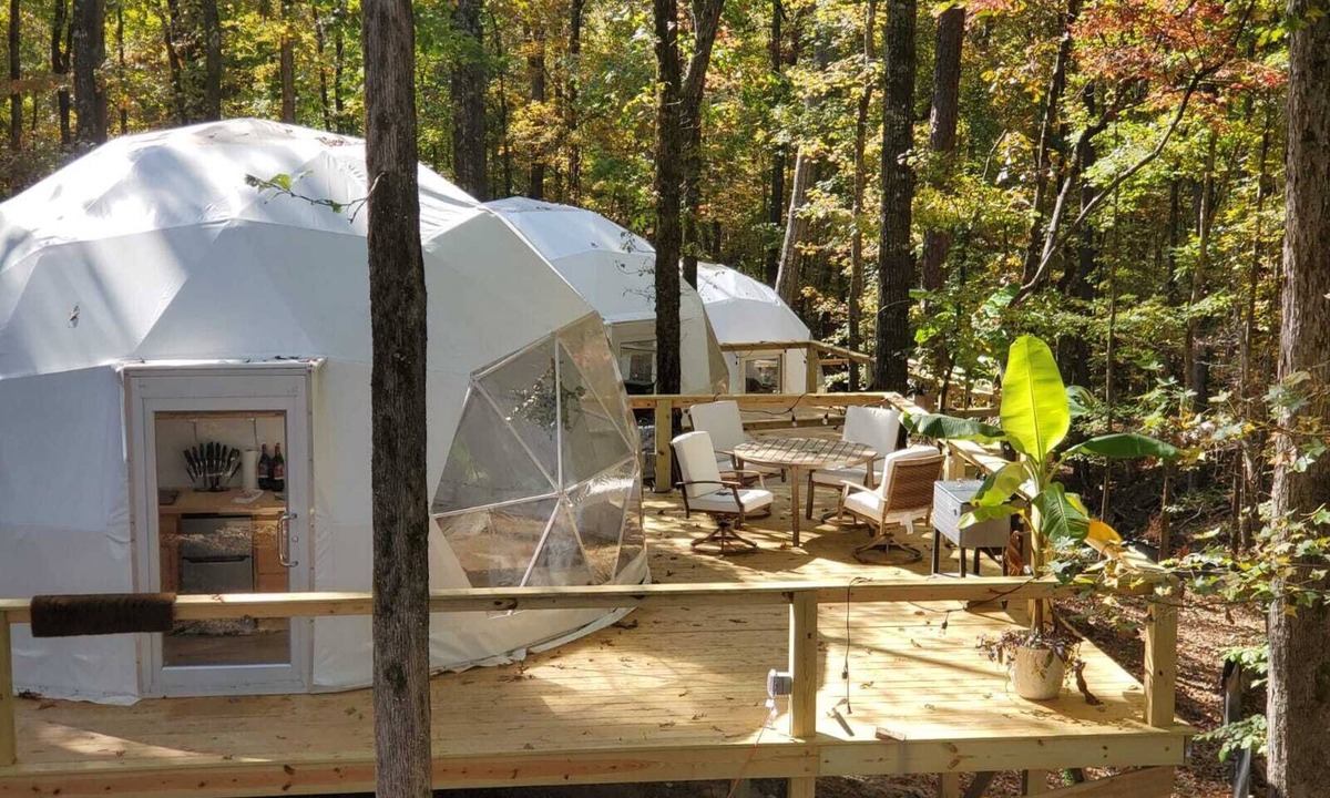 Lincolnton Bed & Breakfast | The Glamp Inn