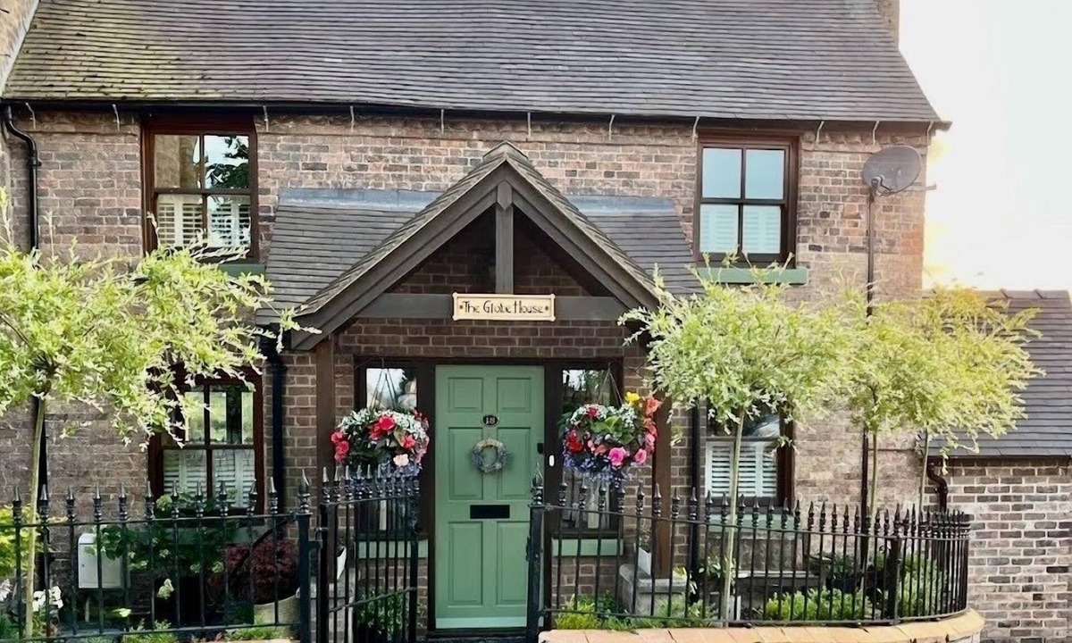 Coalbrookdale House | The Globe House