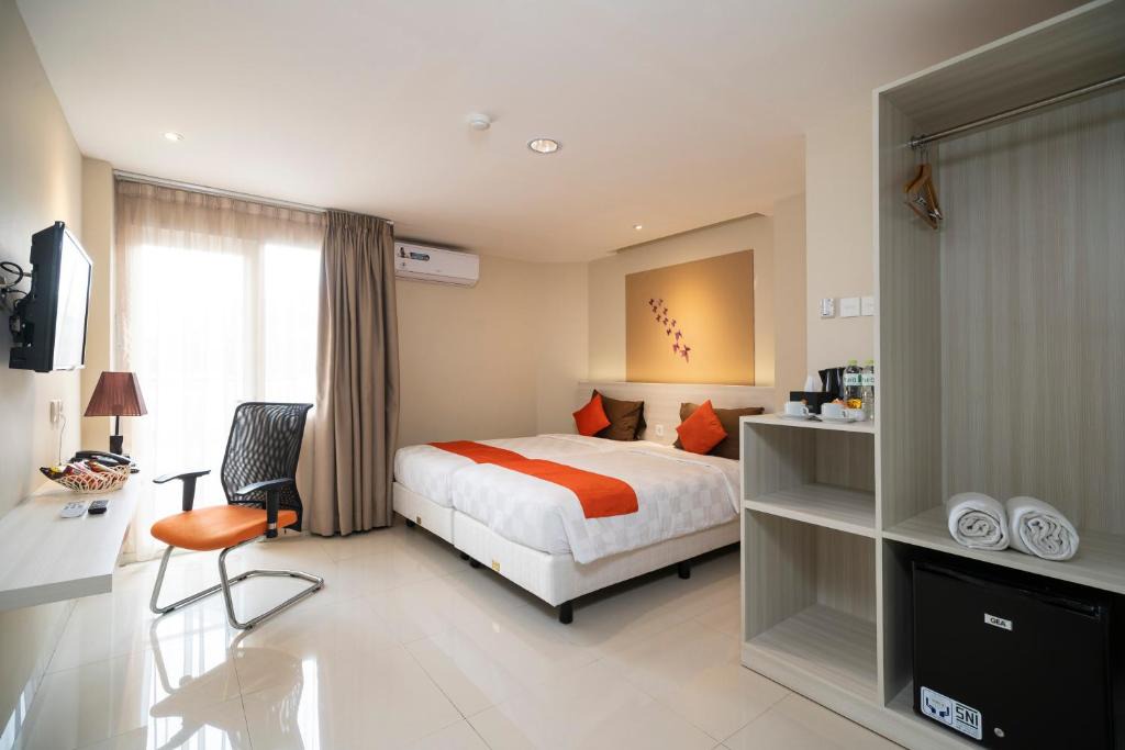 Tomang Apartment | The Gloria Suites Grogol