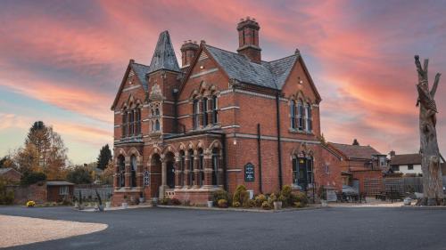 Bartestree Hotel | The Godwins