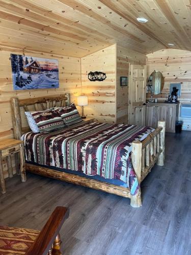Idaho City Hotel | The Gold Mine Hotel Cabins
