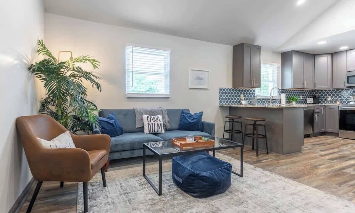 Woodbine House | The Good Vibes Cottage