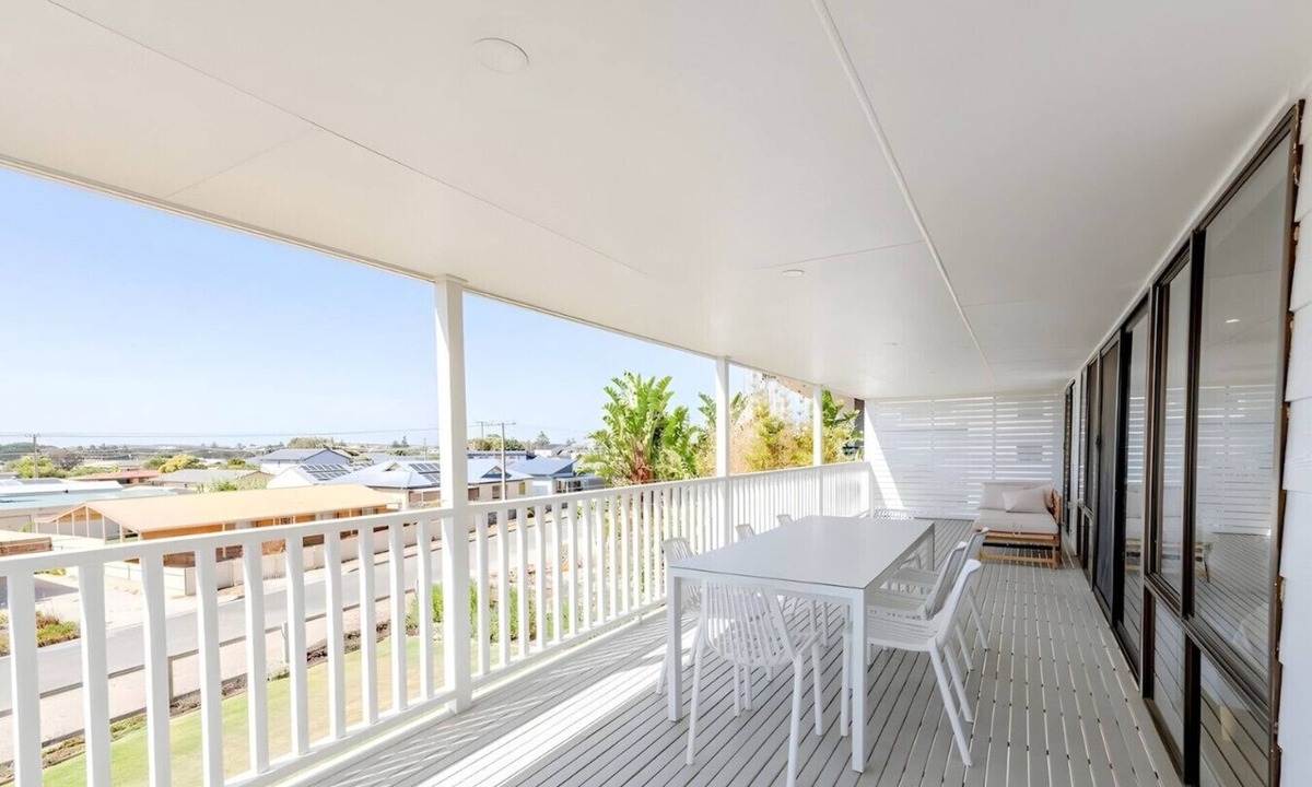 Goolwa Beach House | The Gooldives—Sun, Sea & Space for Everyone