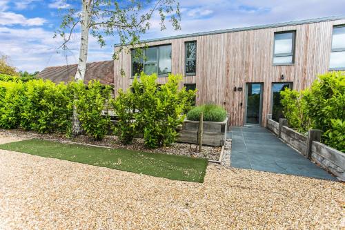 Birdham Apartment | The Grain Store - Birdham