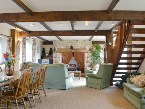 Colyton House | The Granary