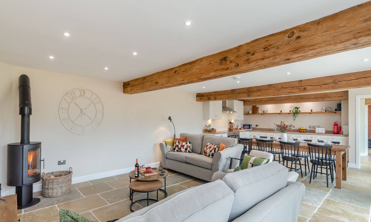 Kilnwick Cottage | The Granary - UK46002