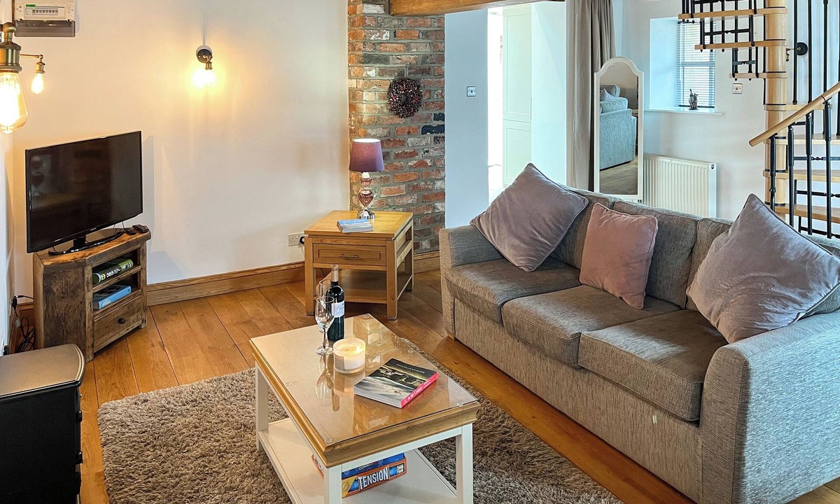 Huby Cottage | The Granary - UK47650