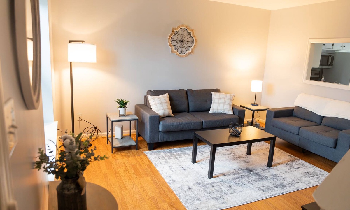 Lynchburg House | The Gray House - Only 4 Minutes From LU
