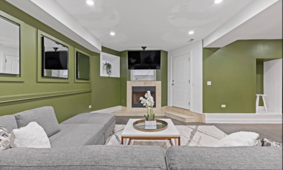 Washington Park Condo | The Green Oasis- 4bdrm 3bath Condo- 11 mins from DTWN