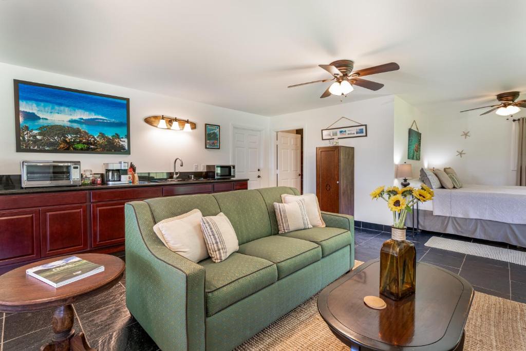 Pupukea Apartment | The Green Pineapple Studio apts