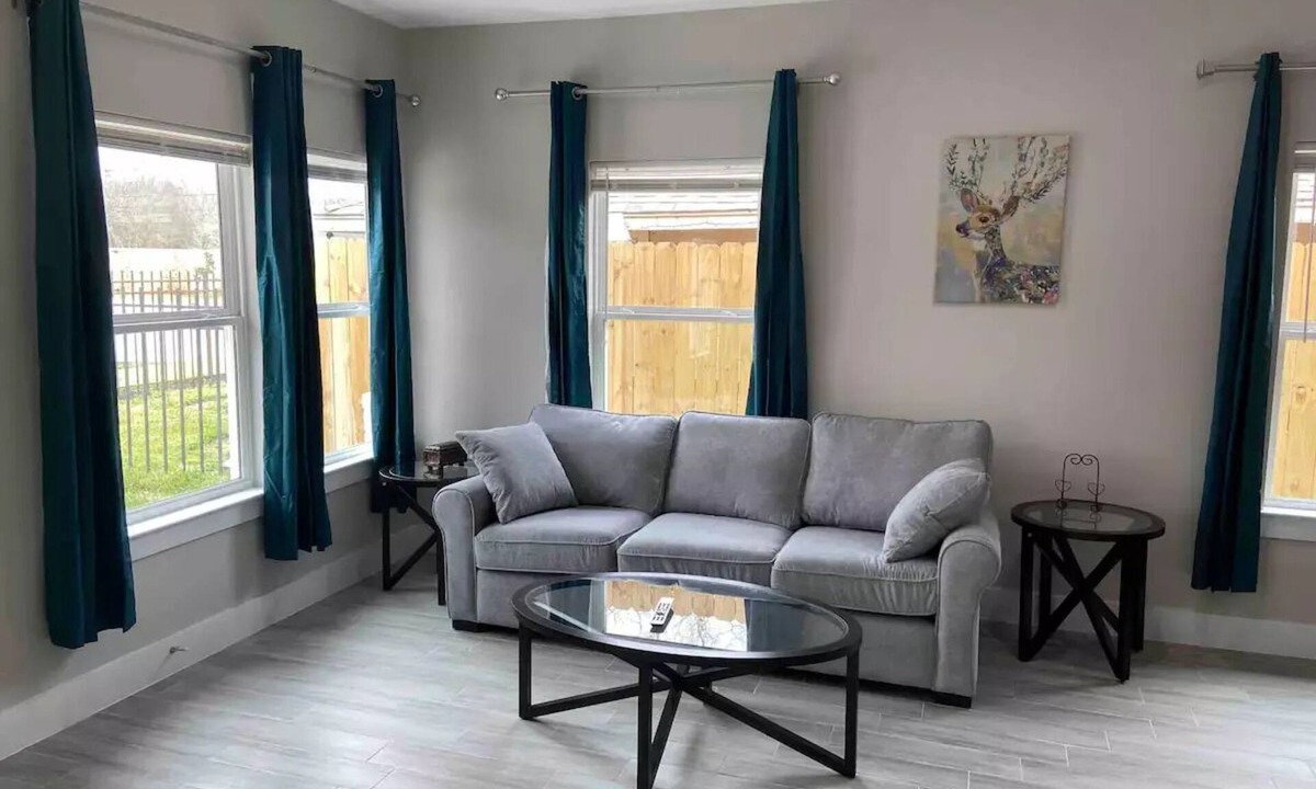 OST - South Union Apartment | ★The Grey Chateau I★ New Listing!