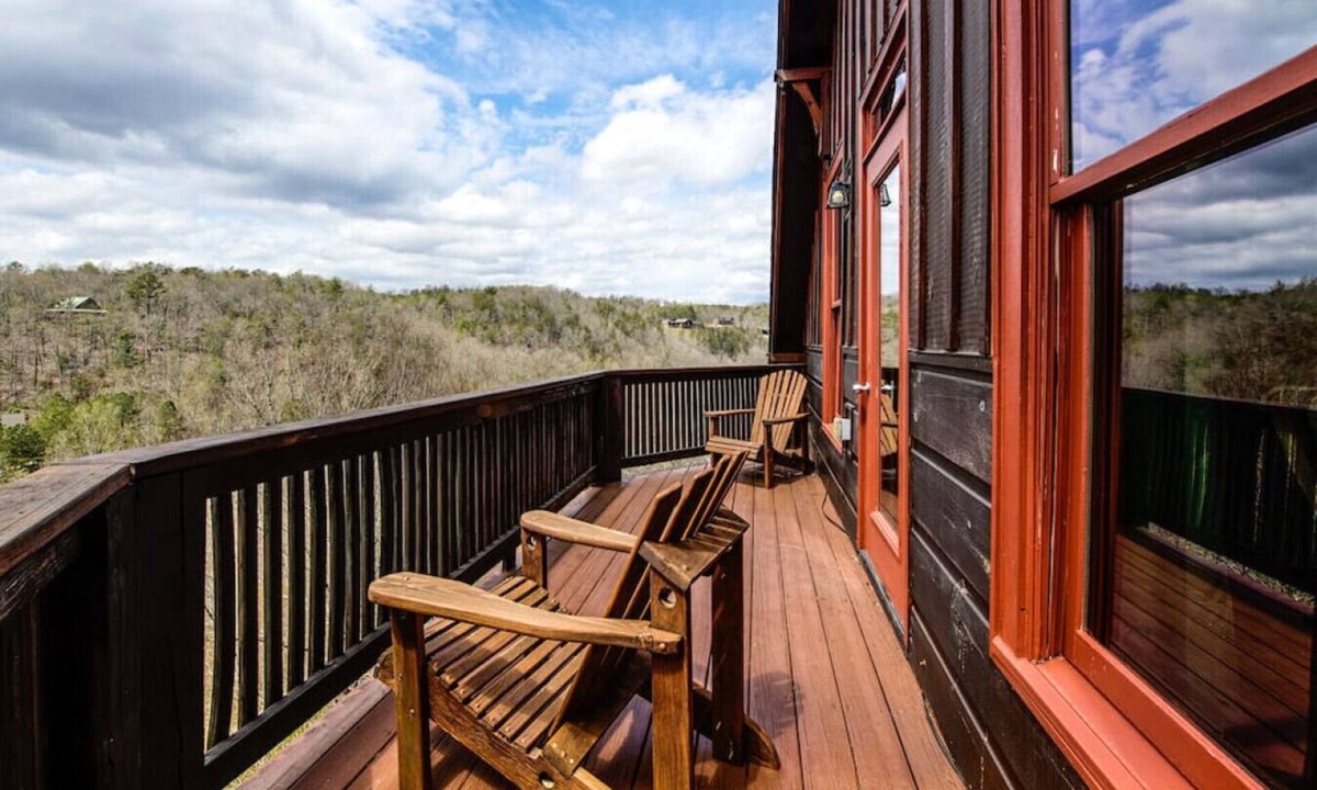 Blue Ridge House | The Grey Heron House