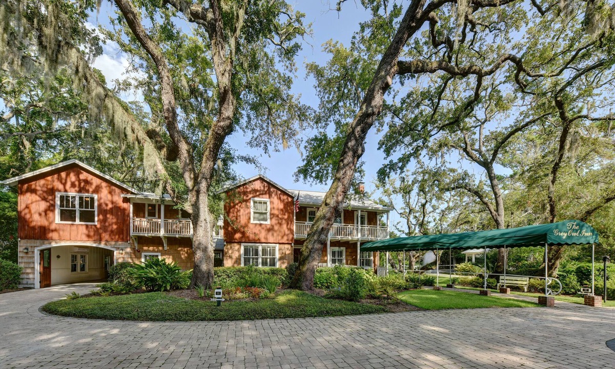 Saint Simons Island Bed & Breakfast | The Grey Owl Inn