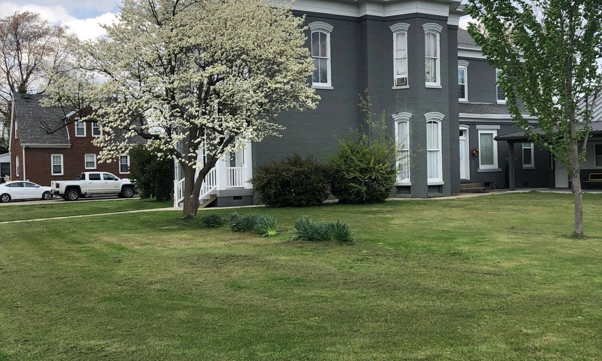 Robinson House | The GreyStone House