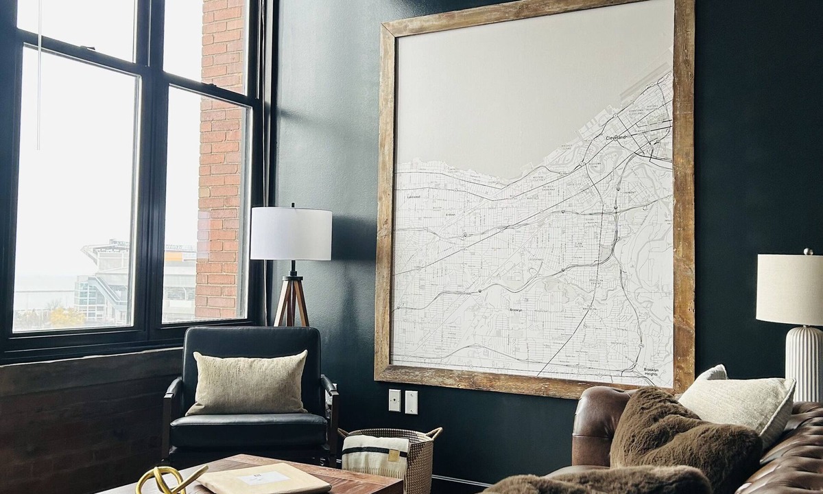 Downtown Cleveland Condo | The Gridiron - industrial chic 2B/2B warehouse condo Downtown